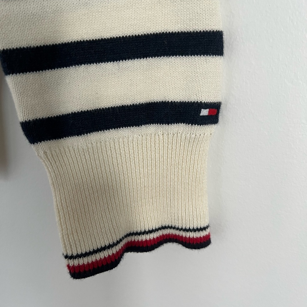 Tommy Hilfiger men’s stripe sweater size large